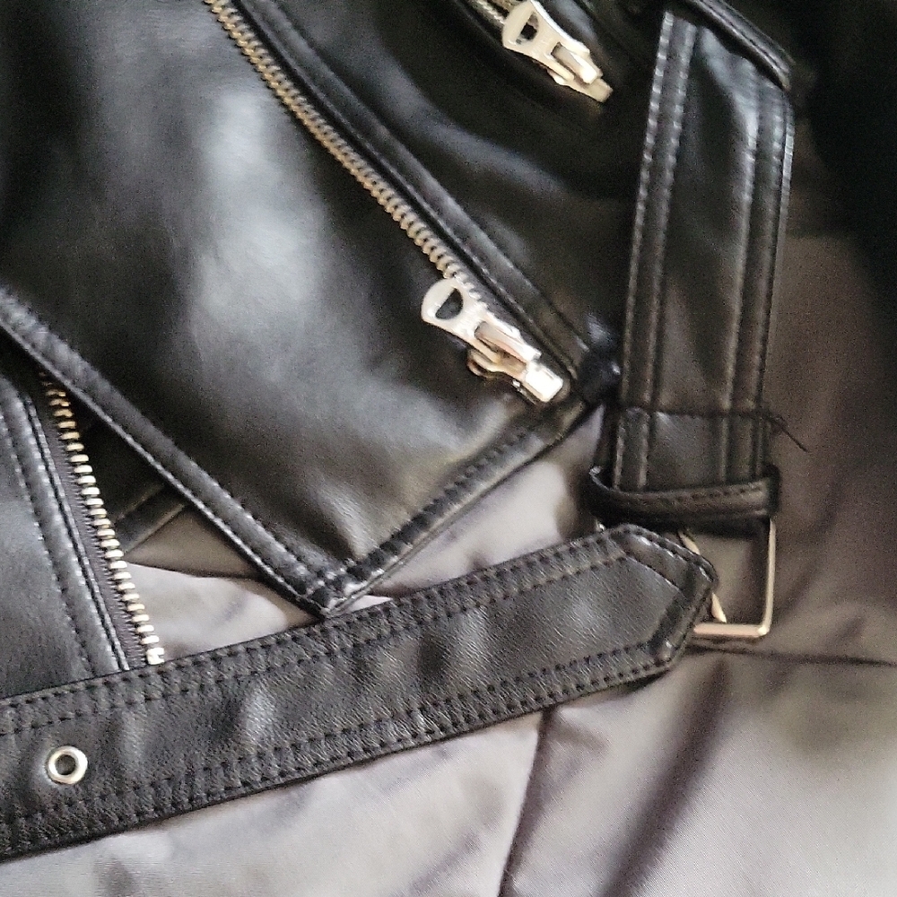Pull&Bear Black Motorcycle Jacket - Picture 5 of 8